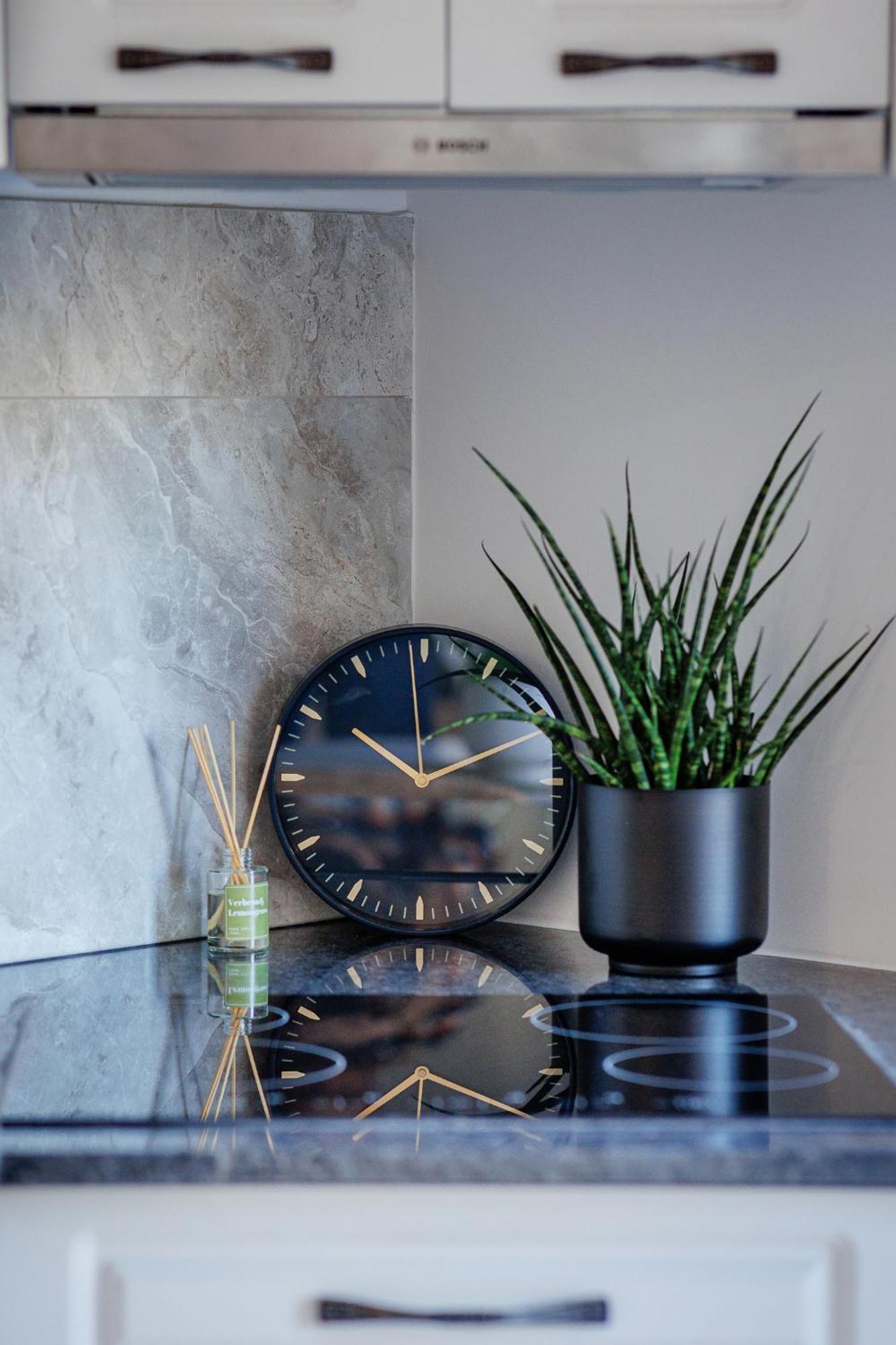 The Corner Luxe Apartment Bukarest Exterior foto