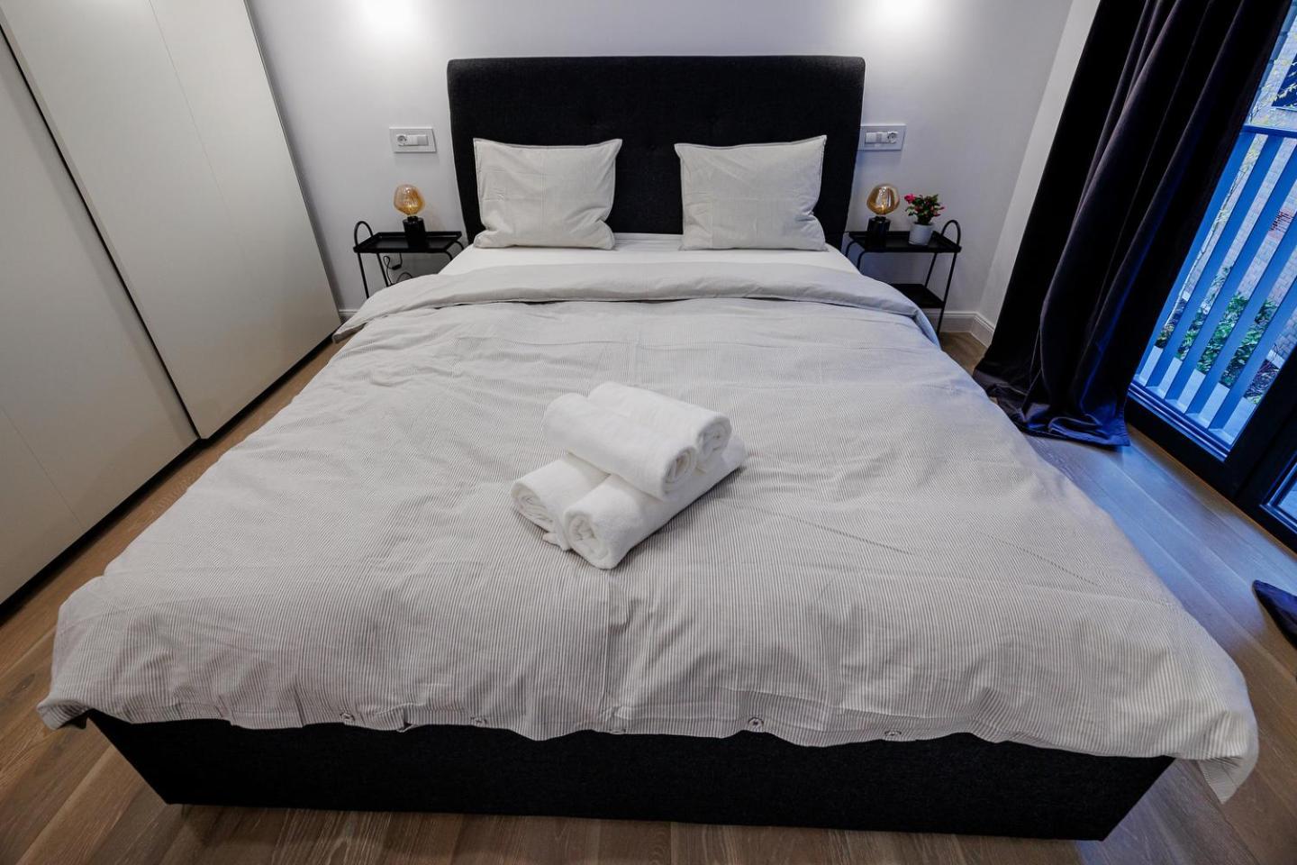 The Corner Luxe Apartment Bukarest Exterior foto